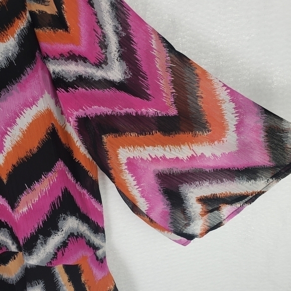 Signature by Larry Levine Woman Layered top. Size 2X - Picture 3 of 7